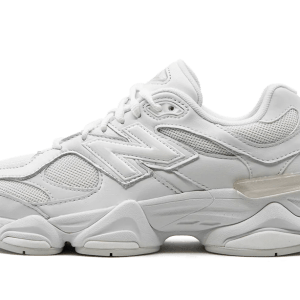 TRIPLE WHITE