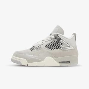 Air Jordan 4 Retro Frozen Moments